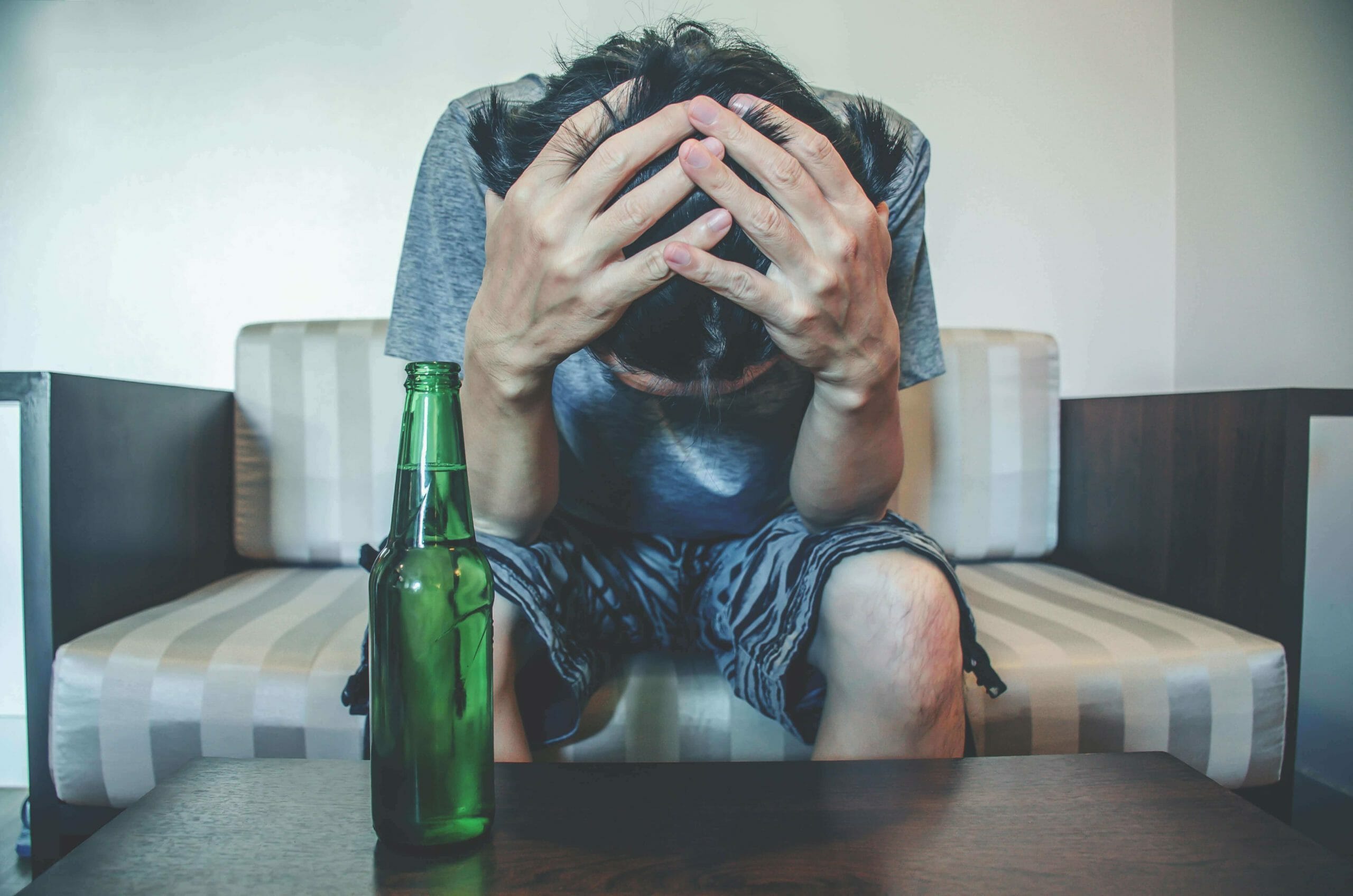 The Relationship Between Alcoholism and Mental Illness